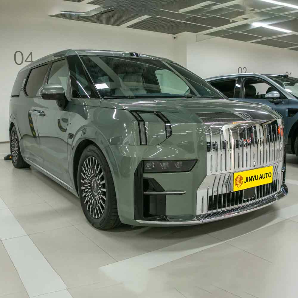 Модель ZEEKR 009 2024 года выпуска, семиместный, с проходом между рядами, с приводом на два колеса, мощностью 108 кВт*ч