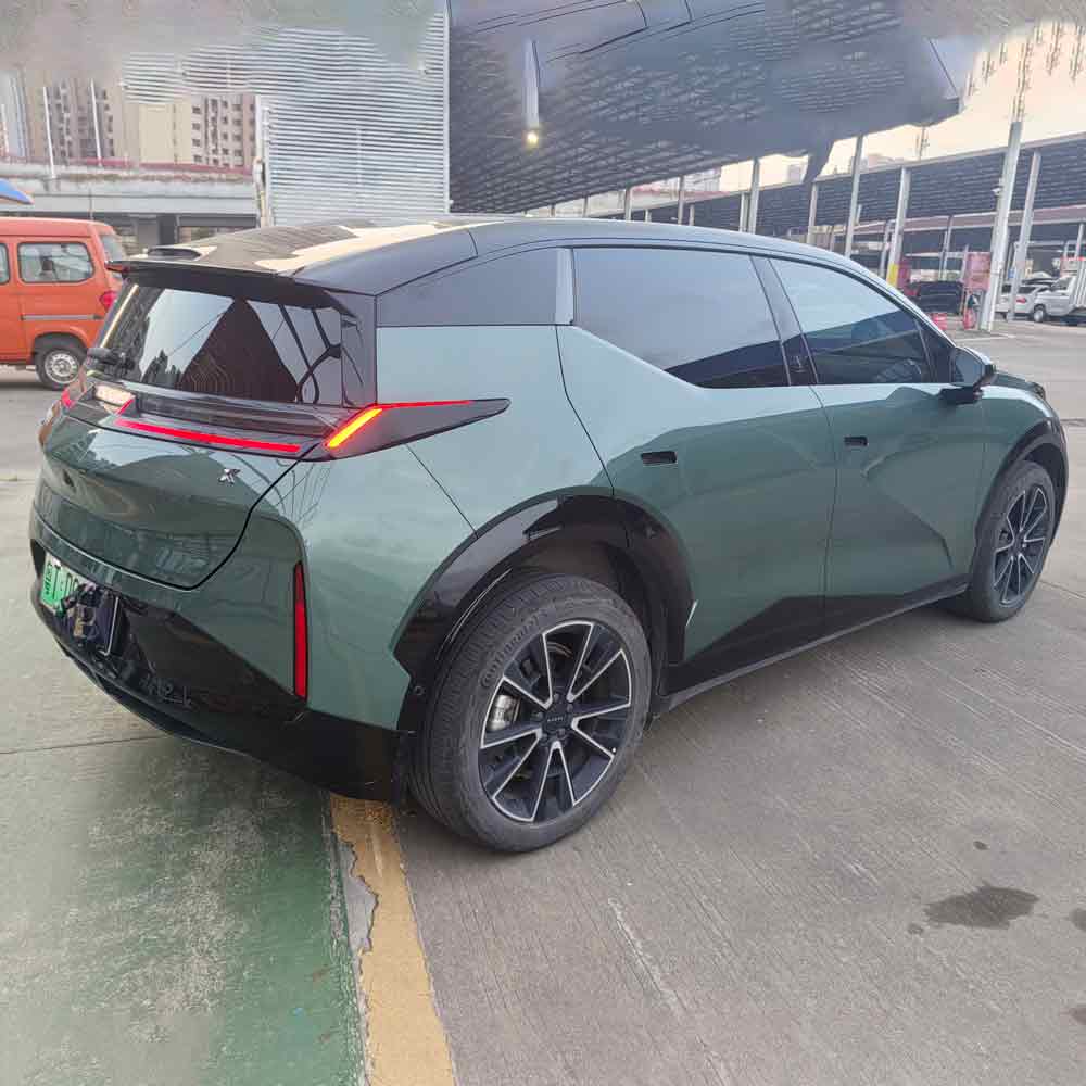 Зеленый Zeekr X 2023, 5-местный, с задним приводом, пробег 50 000 км