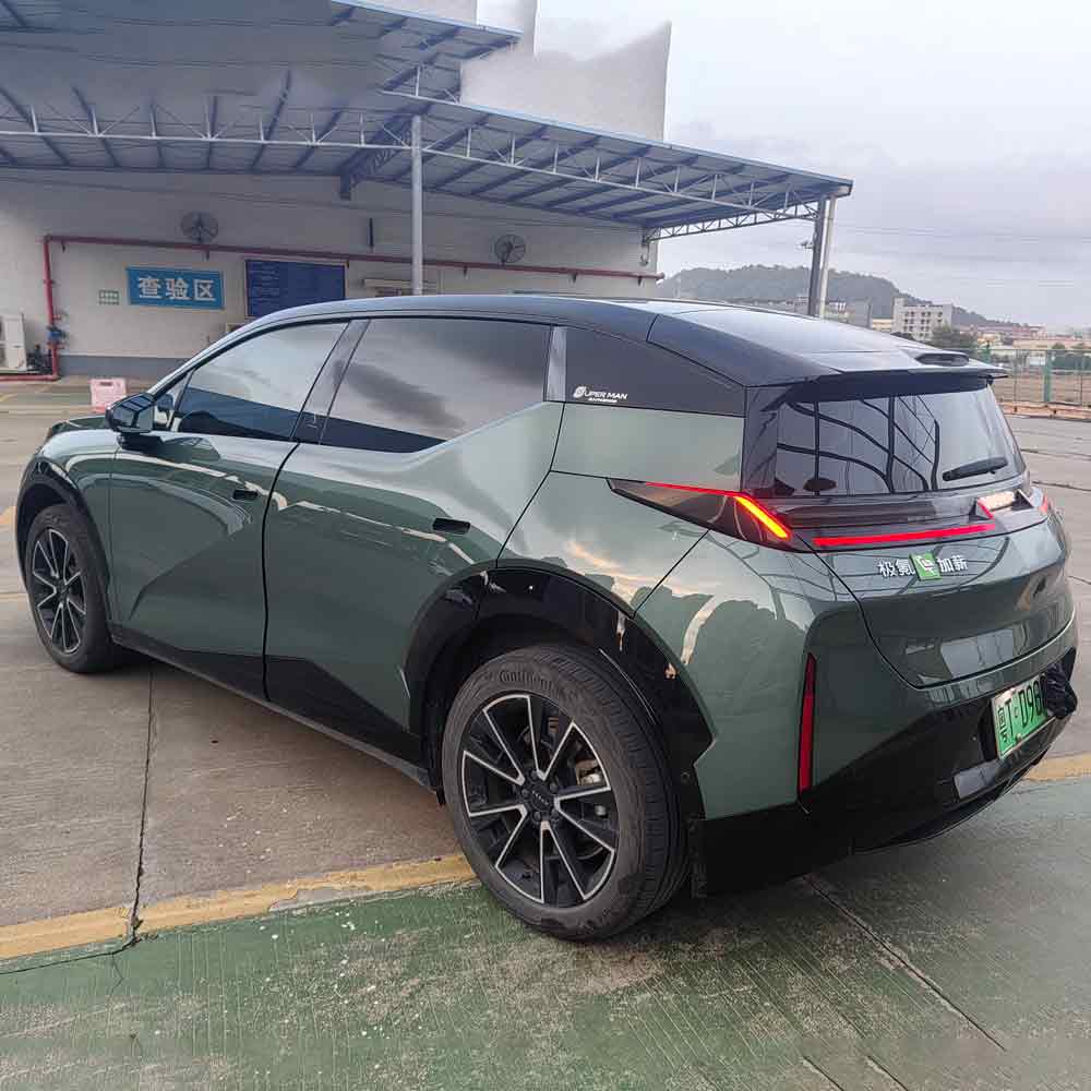 Зеленый Zeekr X 2023, 5-местный, с задним приводом, пробег 50 000 км
