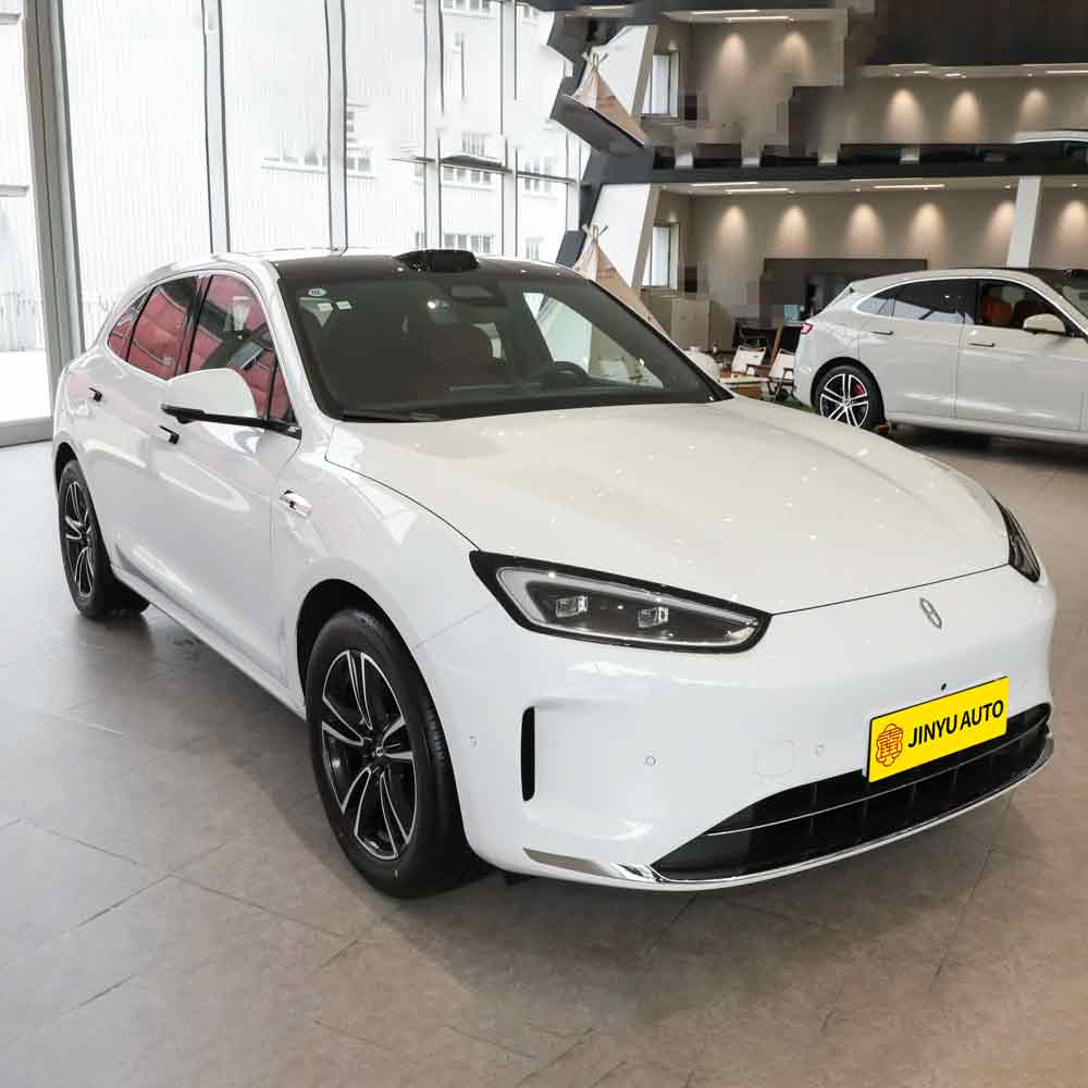 AITO M5 2025 с расширенным диапазоном ультра-заднего привода