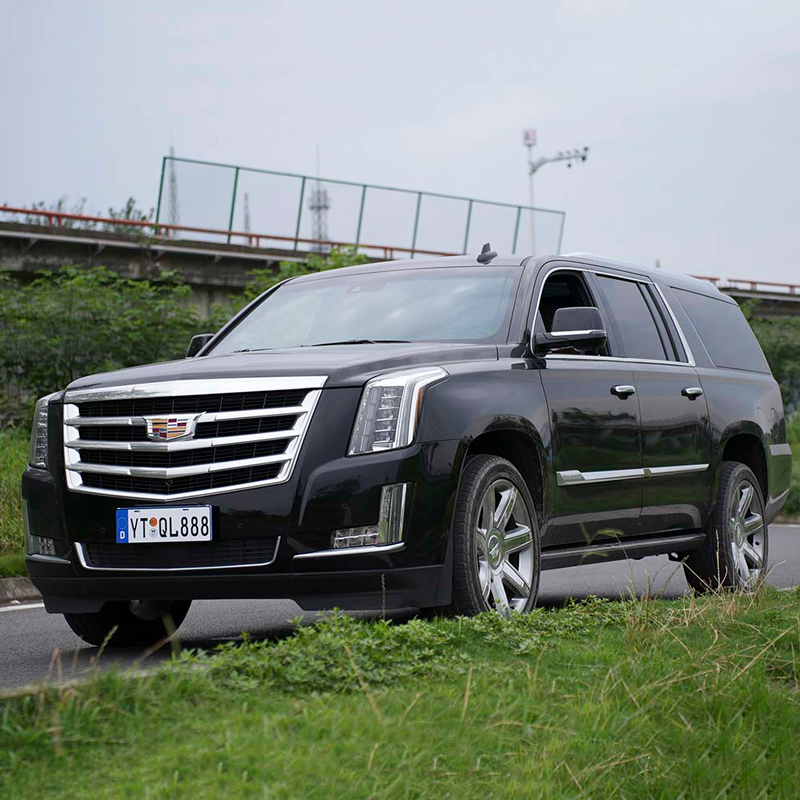 Поддержанный Cadillac Escalade ESV 2017, 6.2L Platinum