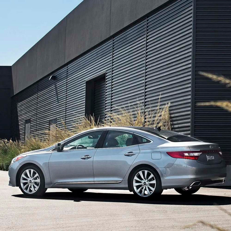 Поддержанный Hyundai Azera 2011, 2.4L Luxury