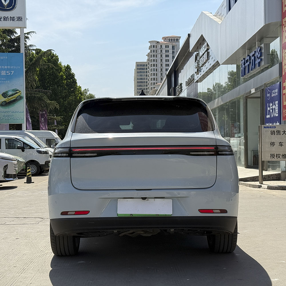 Leapmotor C10 2024 с увеличенным радиусом действия 210 Smart Edition