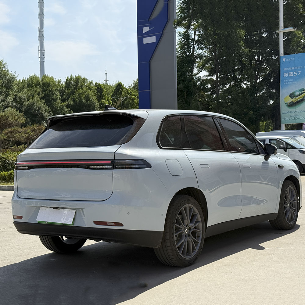 Leapmotor C10 2024 с увеличенным радиусом действия 210 Smart Edition