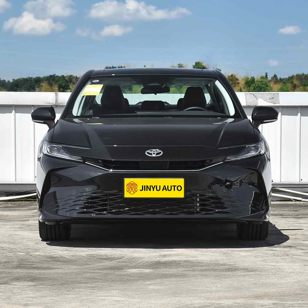 Toyota Camry 2026 2.0E Элитная версия