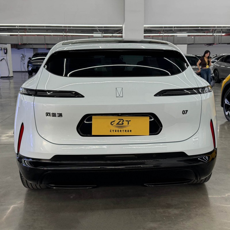 Аватр 07 Pro, чисто электрическая модель 2024, среднеразмерный электросув с технологиями Huawei, подержанный автомобиль футуристического дизайна