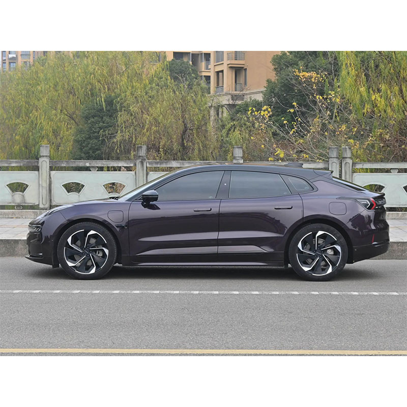 Zeekr 001, модель 2021 года, одномоторный двигатель увеличенной дальности, версия WE.