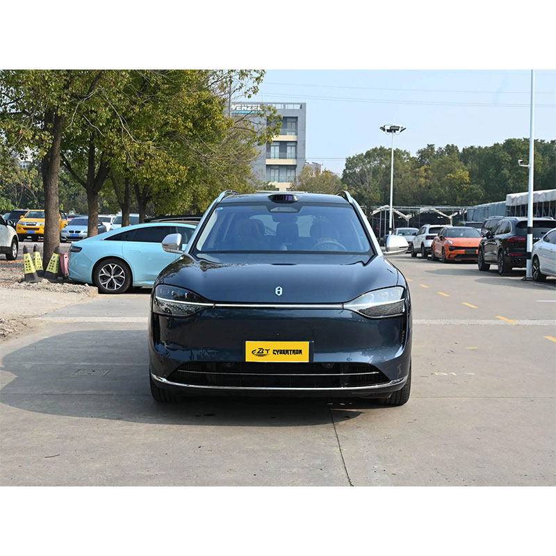 Wenjie M9 2024 Extended Range Ultra Edition — полноразмерный флагманский внедорожник с интеллектуальными технологиями Huawei, роскошный шестиместный новый автомобиль.