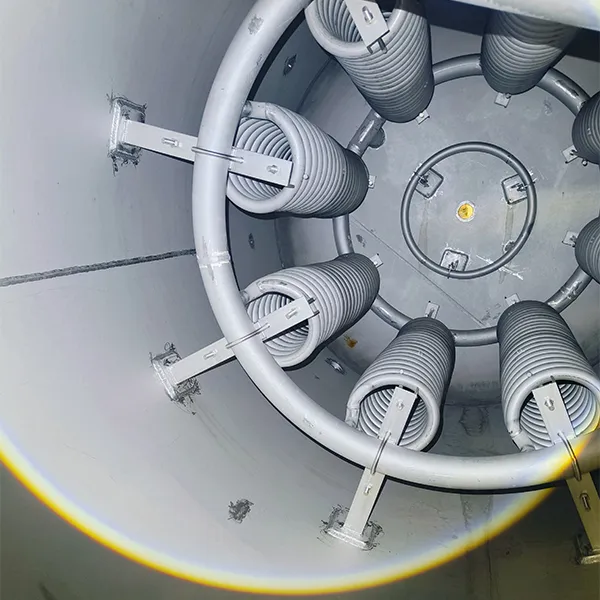 Внутренние  устройства реактора-сосуда под давлением