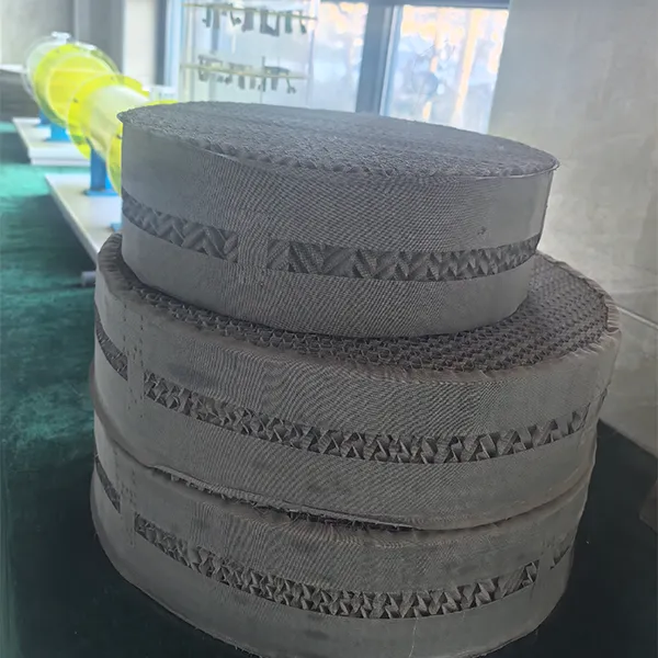 Демистер из проволочной сетки для сосудов под давлением