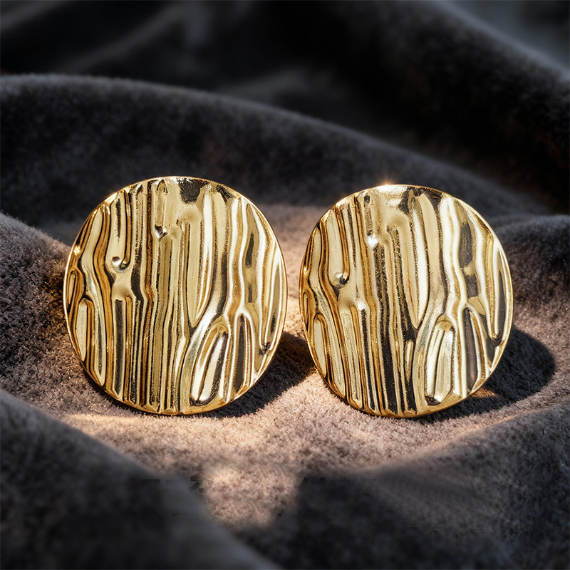 Круглые серьги с гравировкой (2)