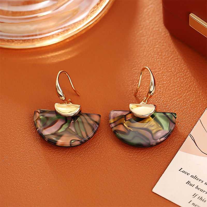 Набор сережек для ожерелья с рисунком раковины морского ушка