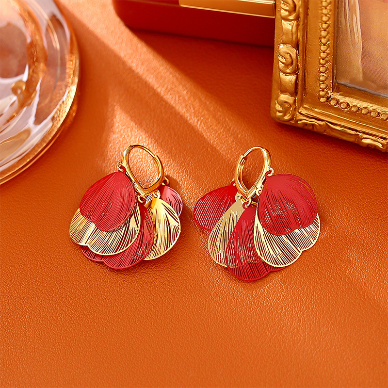 Формирование торговой сети ювелирных изделий в странах «Один пояс, один путь», ускорение экспорта китайских украшений