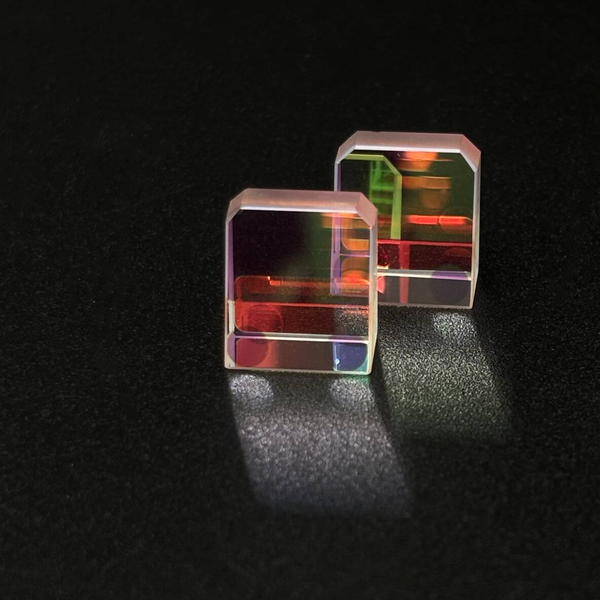 Высокоточная оптическая призма-светоделитель и отражательная призма из Corning 7980