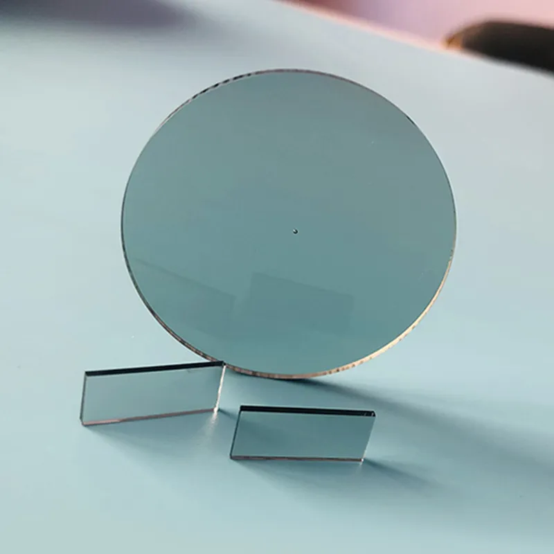 Нейтрально-серое цветное стекло AB