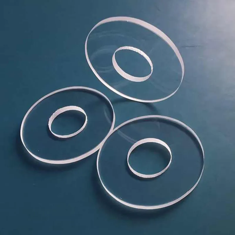 Окна K8 с отверстием