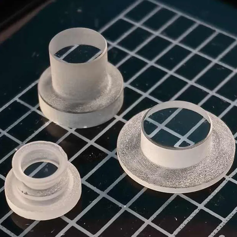 Окна из плавленого кварца со ступенькой