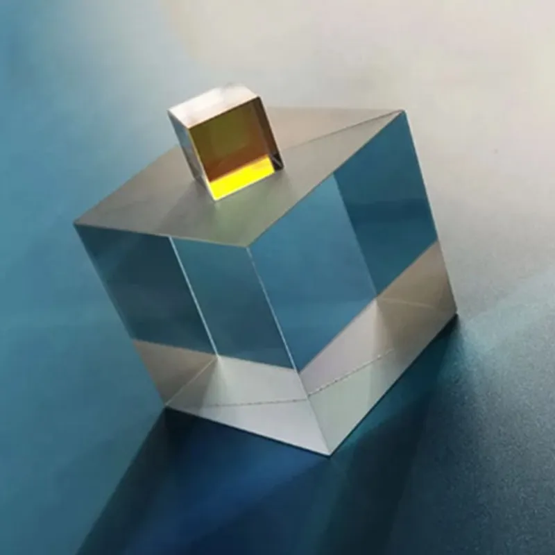 Оптические светоделительные кубики ТФ12