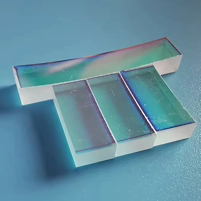 Цилиндрические вогнутые диэлектрические зеркала