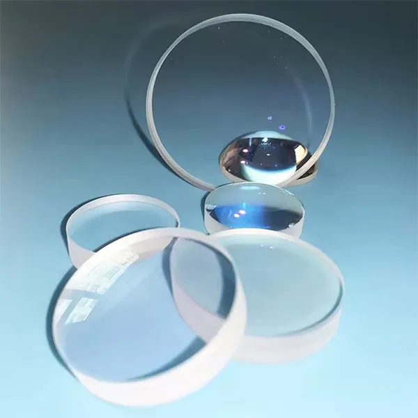 Оптическая сферическая линза из фторида кальция