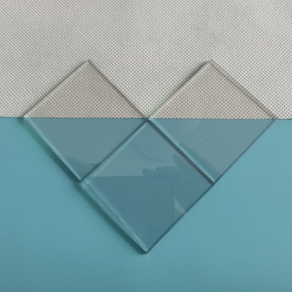 Характеристики и преимущества окон из натриево-кальциевого стекла