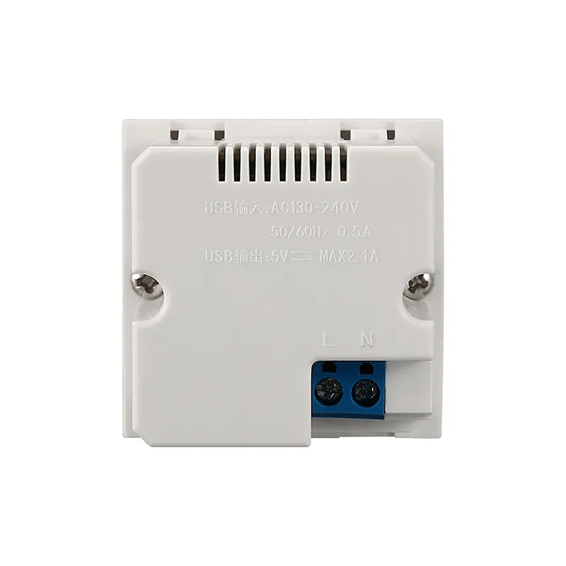 Двухпортовый зарядный USB-модуль 45×45 мм