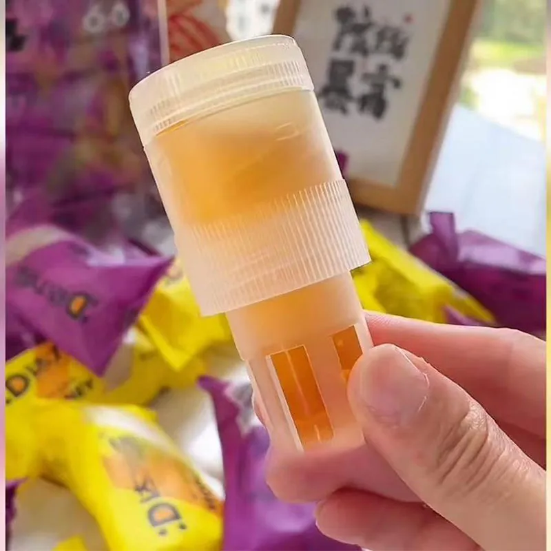 Знаменитая в интернете съёмная крышка для бутылки с мёдом становится вирусной, открывая новые возможности ароматизации напитков.