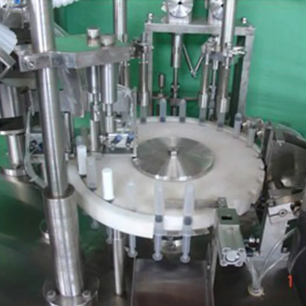 Машина для розлива и герметизации гелевых дезинфицирующих средств