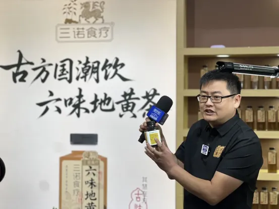 76c9caea-d935-434f-9a5f-565e71776ce6