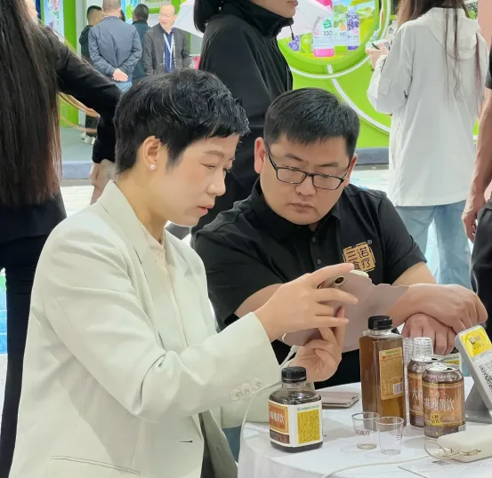 bbc6c0a3-3084-46b6-8988-2ef5909b80a5