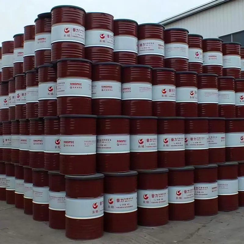 Специалист по адаптации к экстремальным условиям окружающей среды Низкотемпературные смазочные материалы и антифризы компании обеспечивают работу оборудования в зимний период.