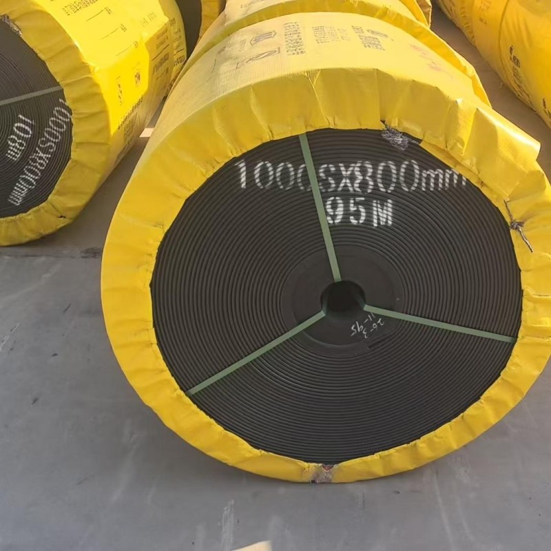Цельнокроеная огнестойкая конвейерная лента с PVC и несущим сердечником