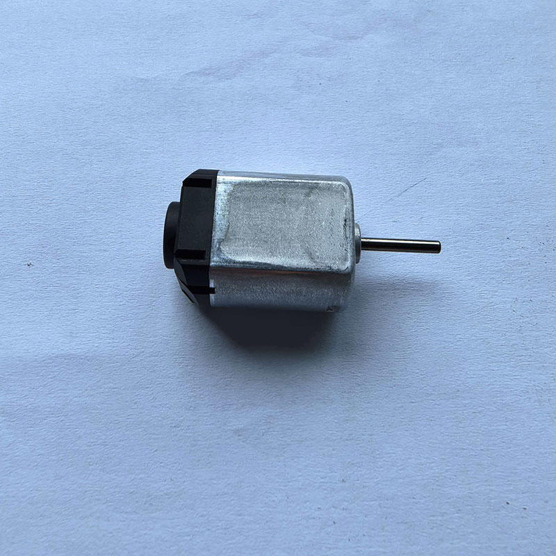 Щеточный двигатель-140