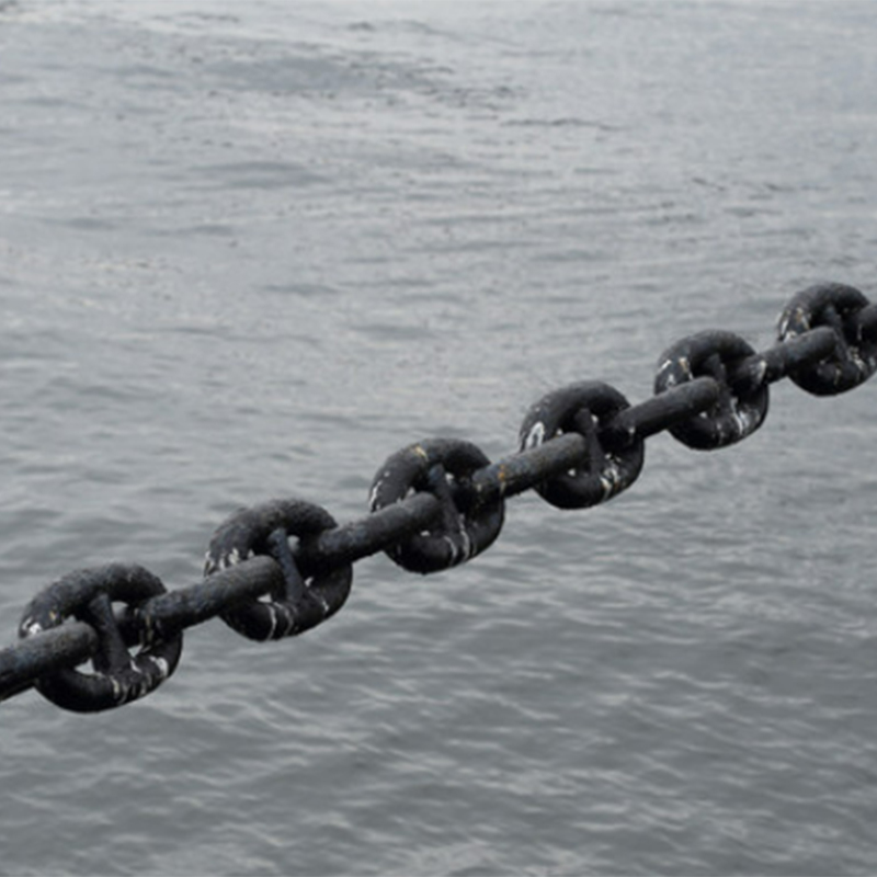 В чем разница между цепным якорем с направляющей и без нее