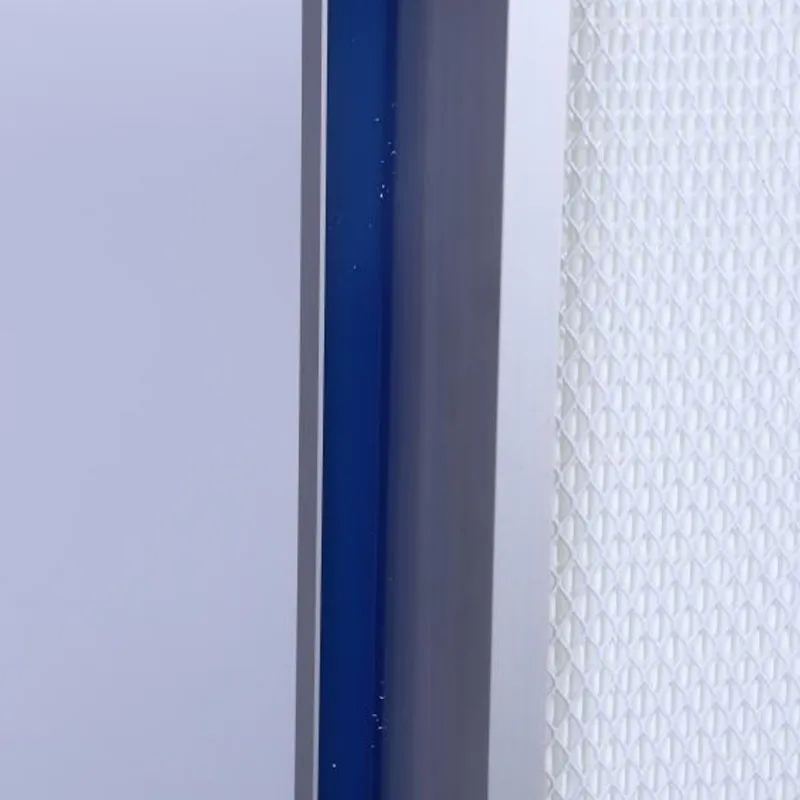 Боковой высокоэффективный фильтр с жидкостным уплотнением без перегородок