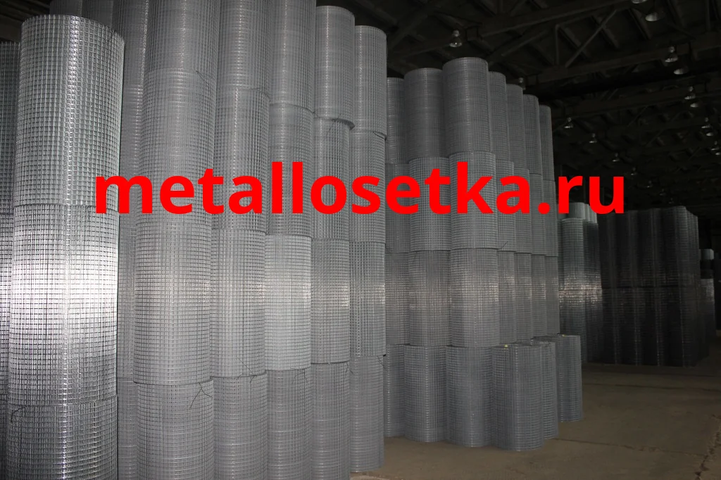 Оцинкованная сварная сетка 2026: цены от завода, ГОСТ и размеры