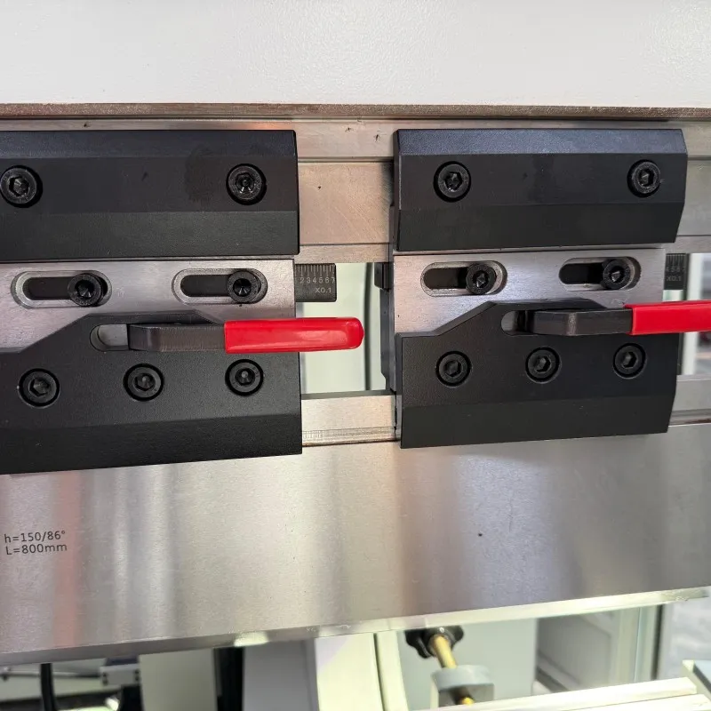 Система крепления оснастки