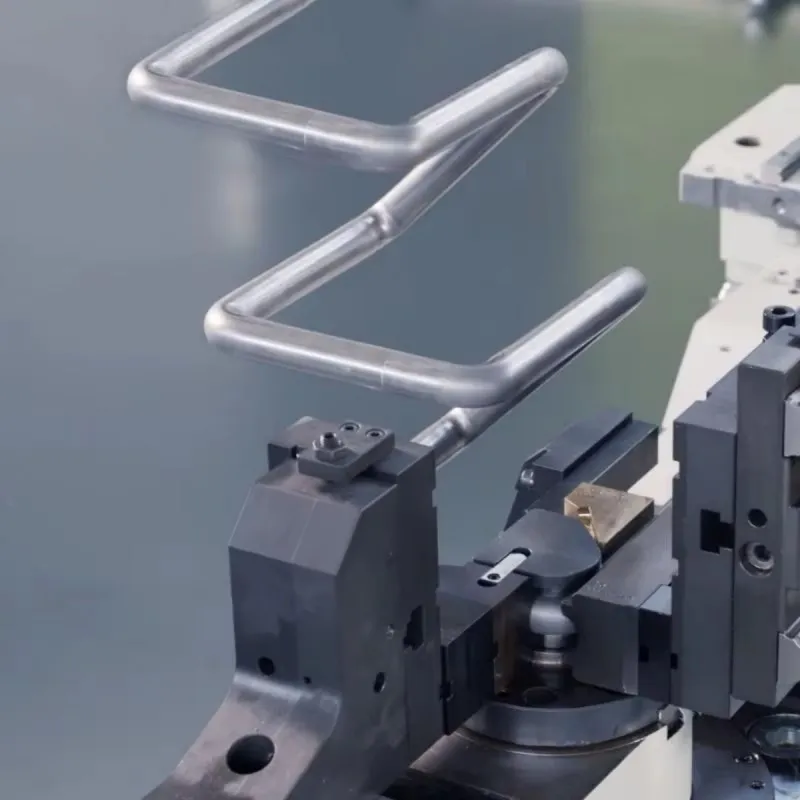 Трубогибочный станок с ЧПУ