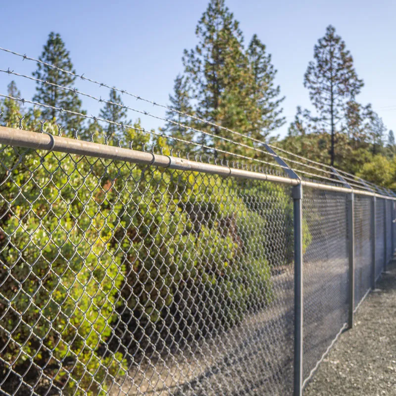 Защитная сетка рабица для строительных работ