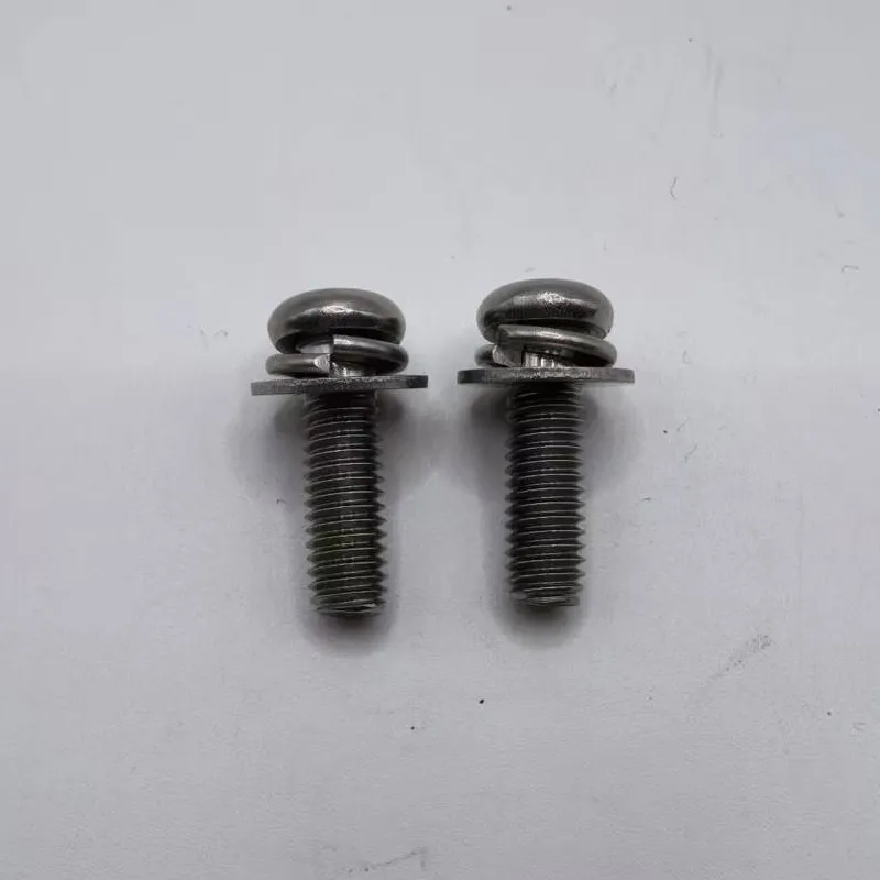 Винт с крестообразным шлицем, маленькой полукруглой головкой и комбинированной шайбой, машинная резьба