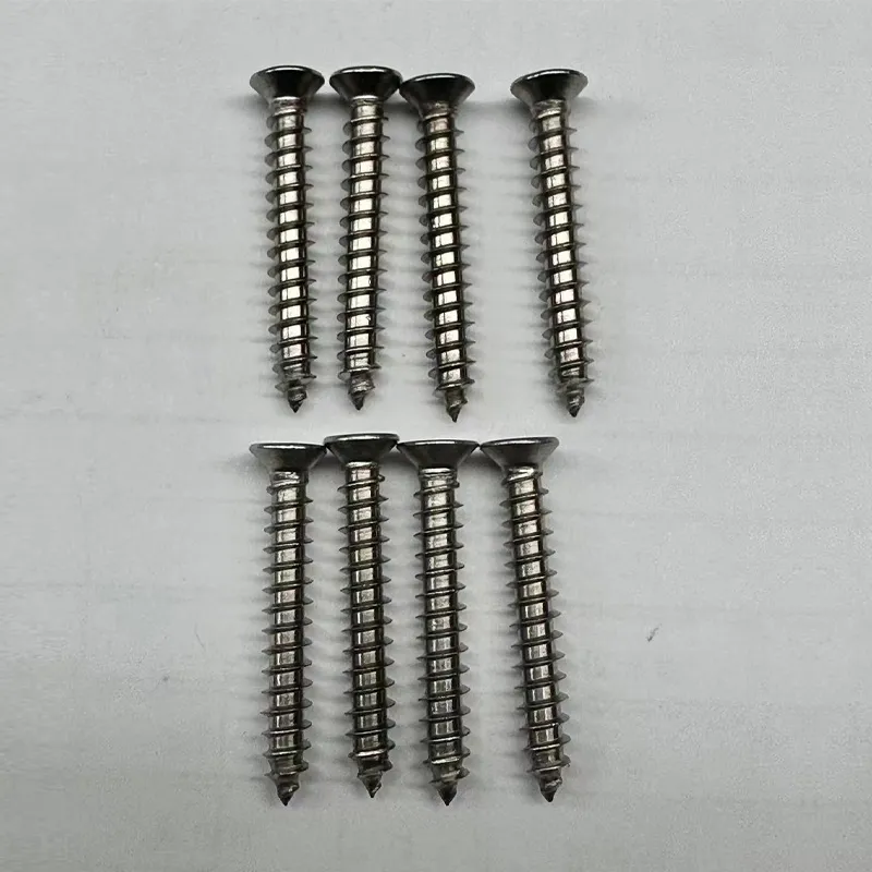 Саморез с потайной головкой и крестообразным шлицем