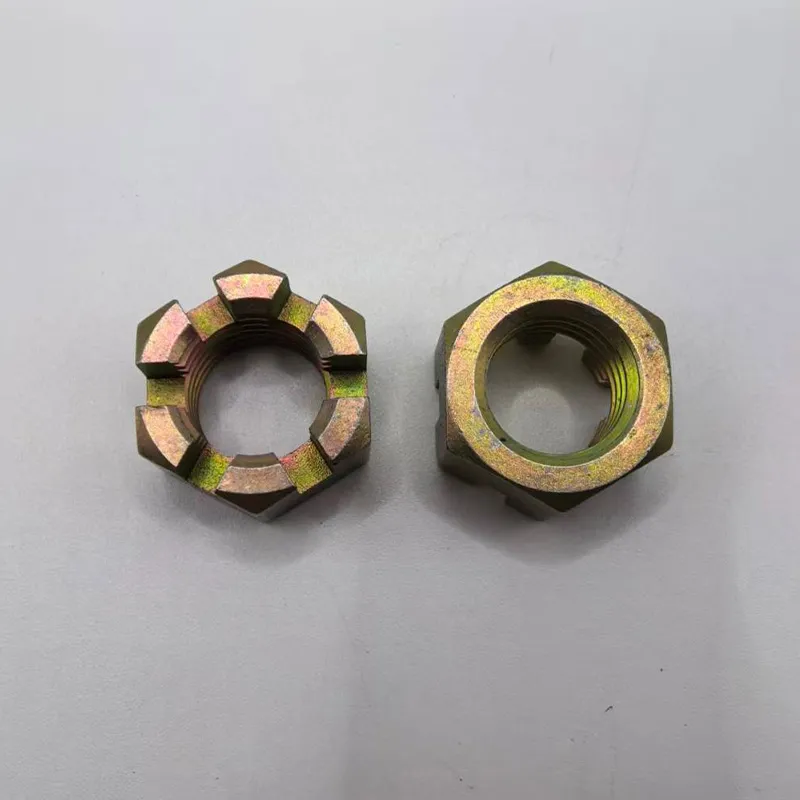 Шестигранная шлицевая гайка (M6-M24)