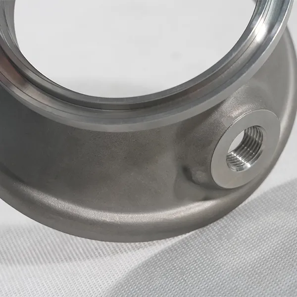 Впускной/выпускной конус