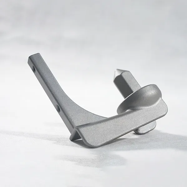 Опорный кронштейн для уборочной машины