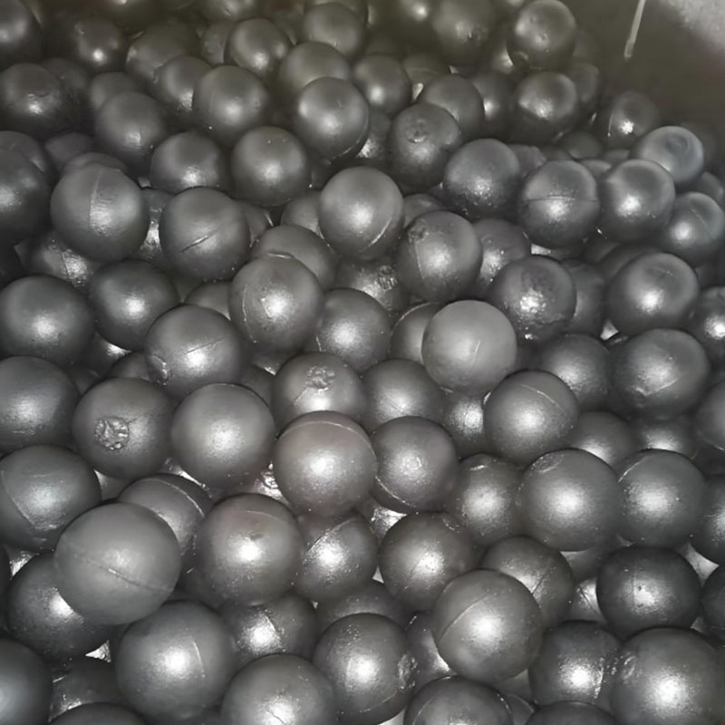 Литые шарики из низкокалорийного сплава Ningguo Lvxia обеспечивают эффективное измельчение в горнодобывающей и цементной промышленности при стабильном качестве