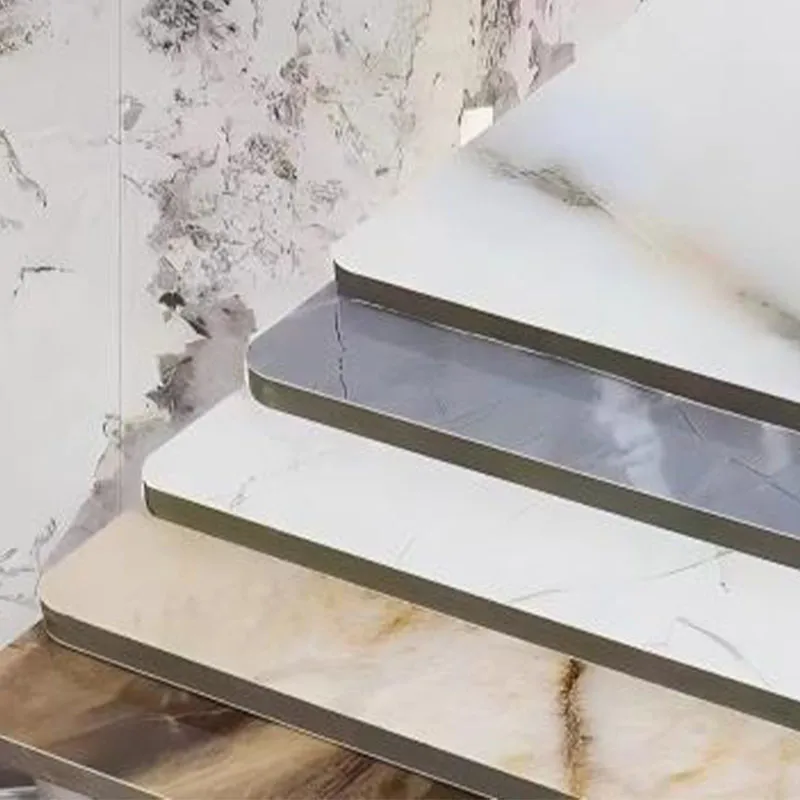 Углеродно-кристаллическая панель