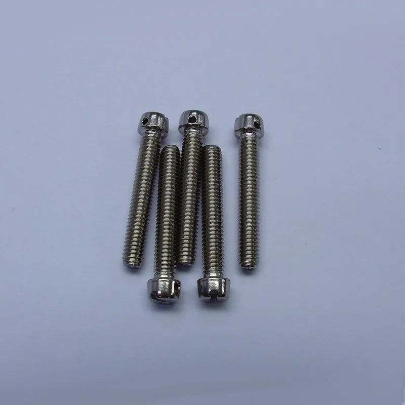 Винты с цилиндрической головкой и отверстием для контровочной проволоки