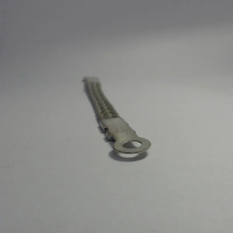 Заземляющая шина с двумя продольными штуцерами