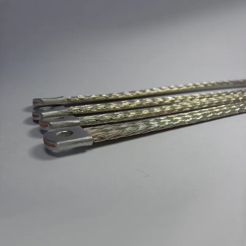 Заземляющая шина с двумя трубными штуцерами