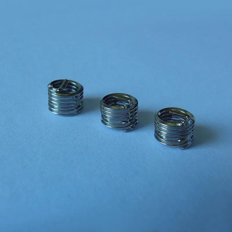 Резьбовые вставки с отламывающимся монтажным хвостовиком